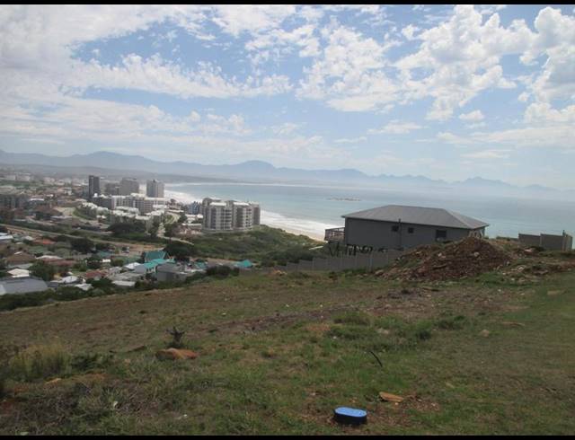 LAND FOR SALE IN MOSSEL BAY EXT 26